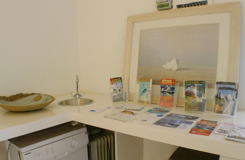 Bamboo Beach Seaside House Hotel Hermanus Esterno foto