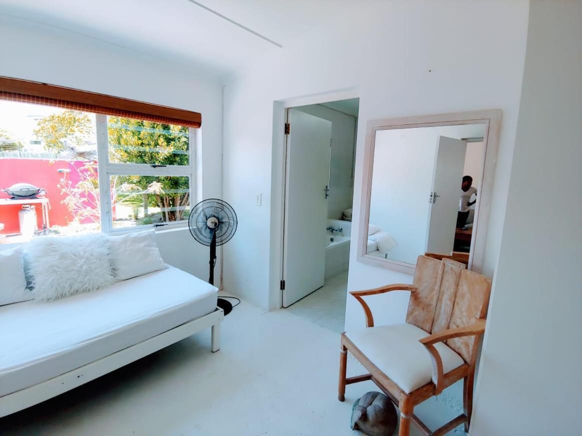 Bamboo Beach Seaside House Hotel Hermanus Esterno foto